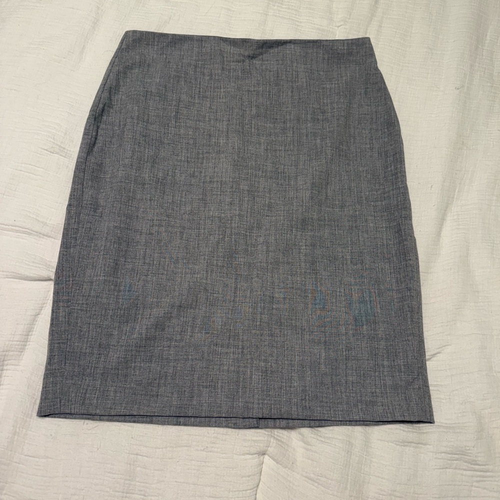 Banana Republic grey pencil skirt